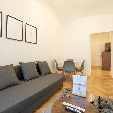 Modern Hotel-Styled Apartment In The Second District Of Vienna. Екстер'єр фото