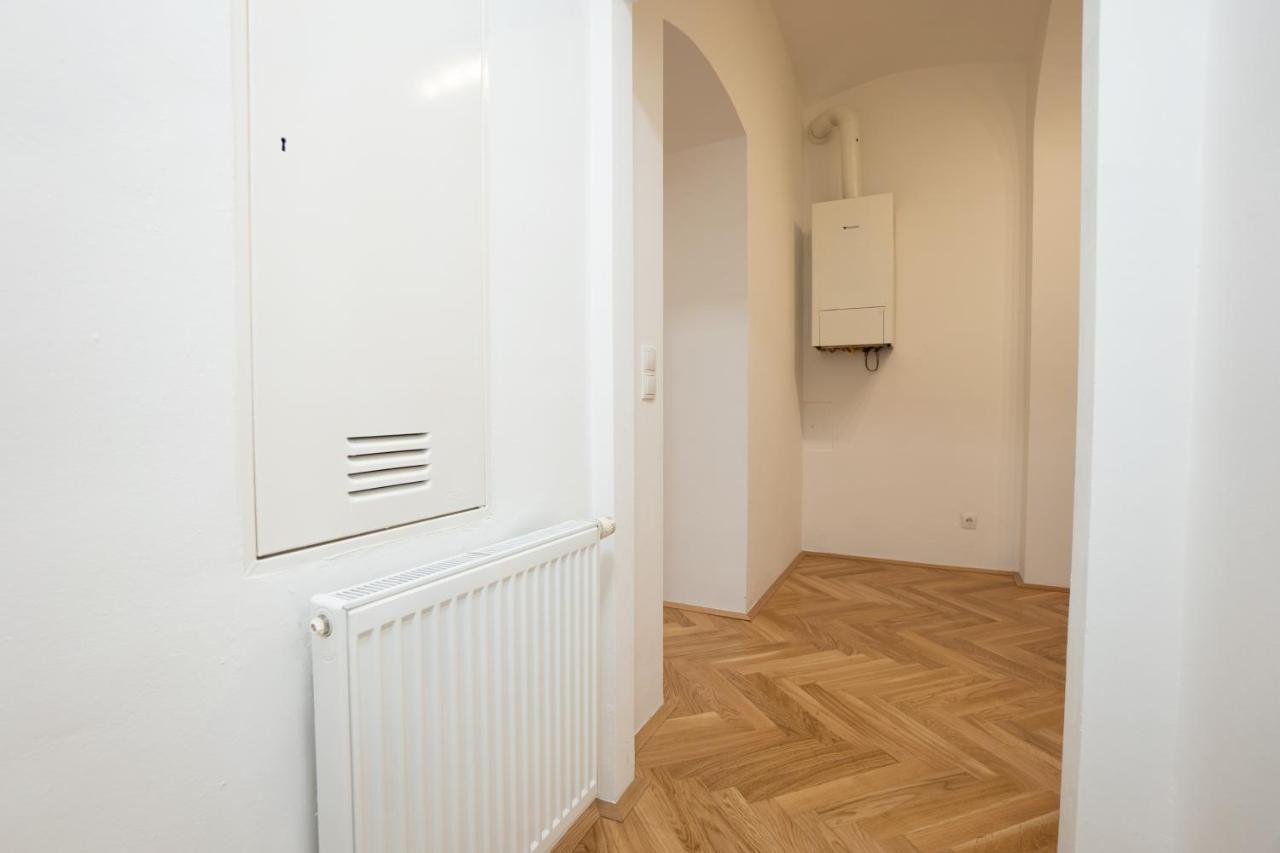 Modern Hotel-Styled Apartment In The Second District Of Vienna. Екстер'єр фото